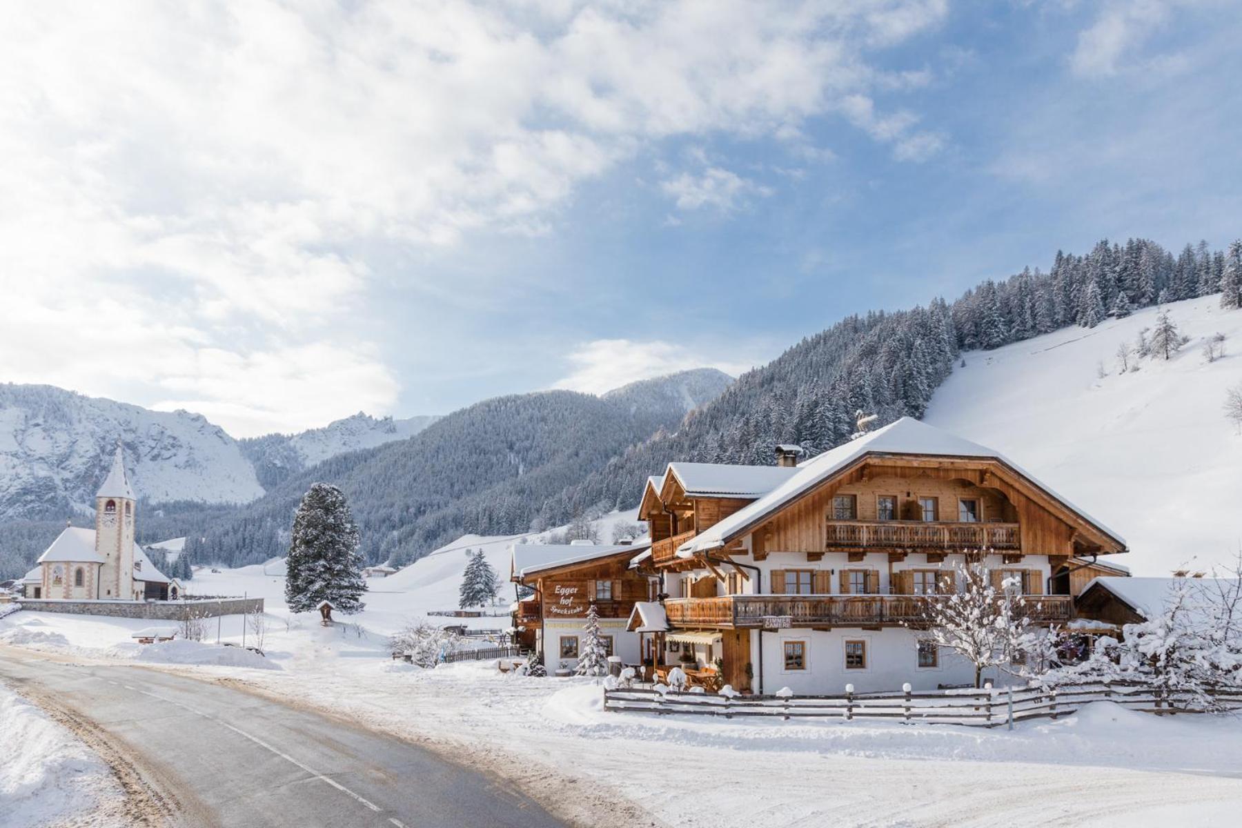 Speckstube Eggerhof Villa Braies  Bagian luar foto